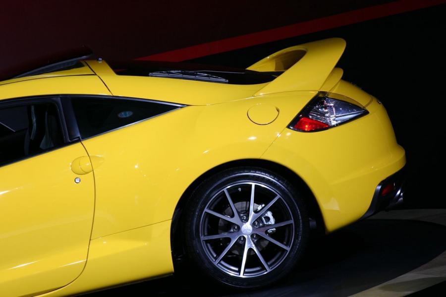  Mitsubishi Eclipse 2009 года  (фото 11 из 205)